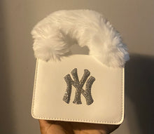 Load image into Gallery viewer, NY  PURSE
