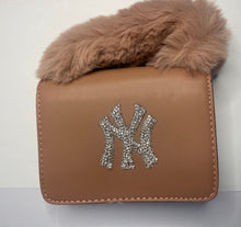 Load image into Gallery viewer, NY  PURSE

